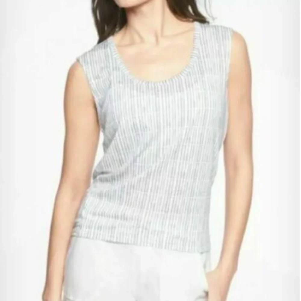 Bundle of 2 Athleta Breezy Printed Muscle Tanks - Picture 2 of 9